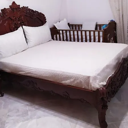 Felicity Seafront Luxury House