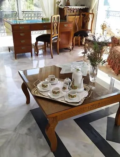 Felicity Seafront Luxury House *