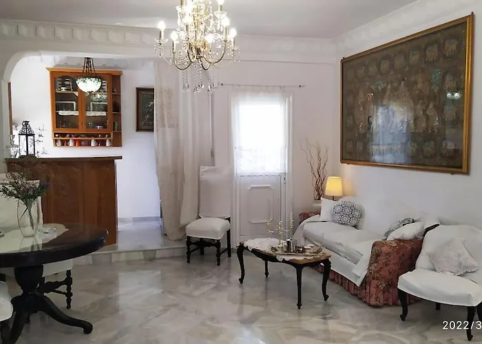 Felicity Seafront Luxury House * Néa Ankhíalos