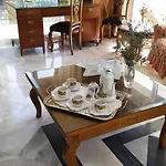 Felicity Seafront Luxury House *