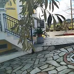 빌라 Felicity Seafront Luxury House *