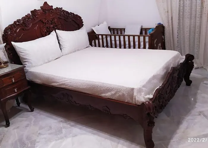 Felicity Seafront Luxury House